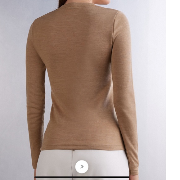 Intimisssimi long sleeve crew neck top M camel color - Picture 4 of 5